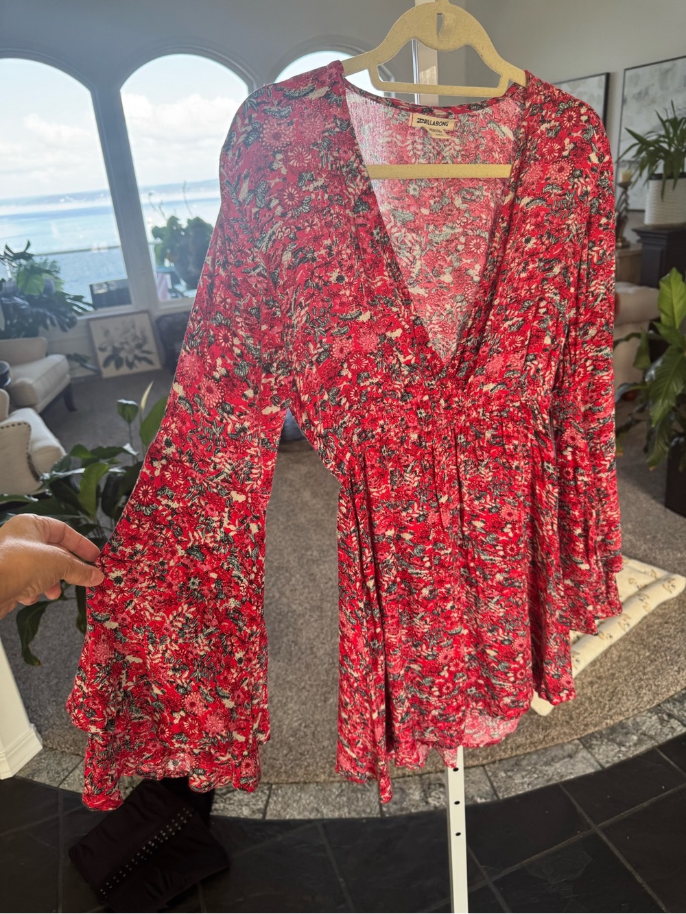 BILLABONG Cotton Red Floral V-Neck Bell Sleeve mini dress/ beach cover up